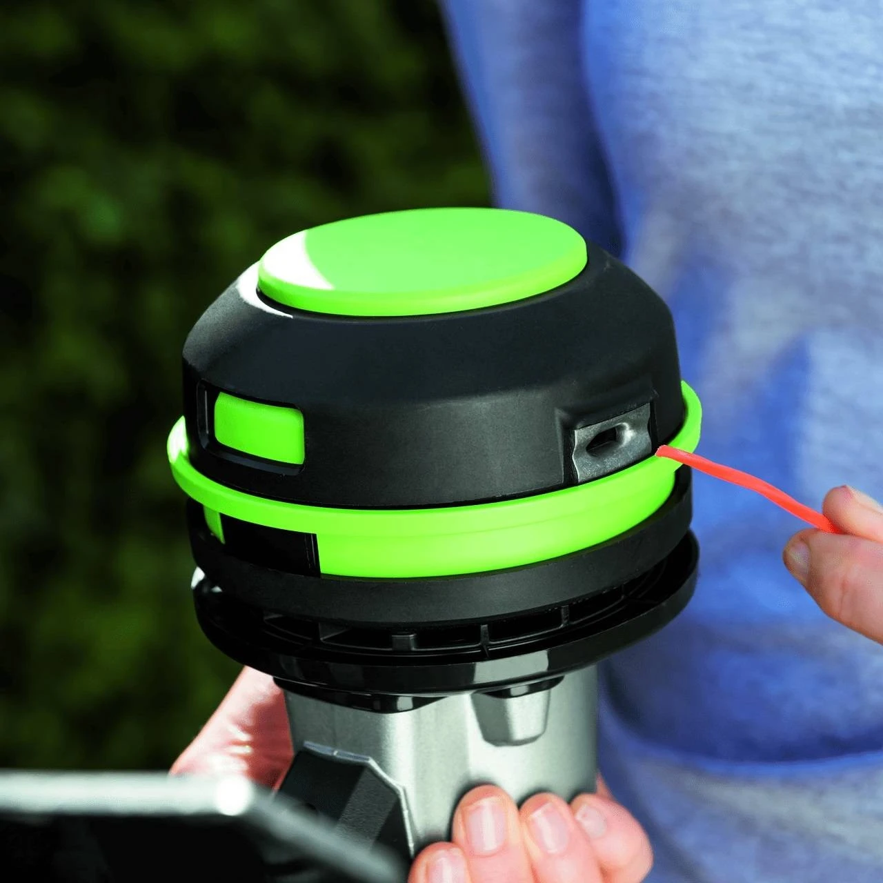 EGO ST1511E Variable Speed Grass Trimmer Complete Kit With Battery & Charger 2 EGO ST1511E Variable Speed Grass Trimmer Complete Kit With Battery & Charger - Image 2