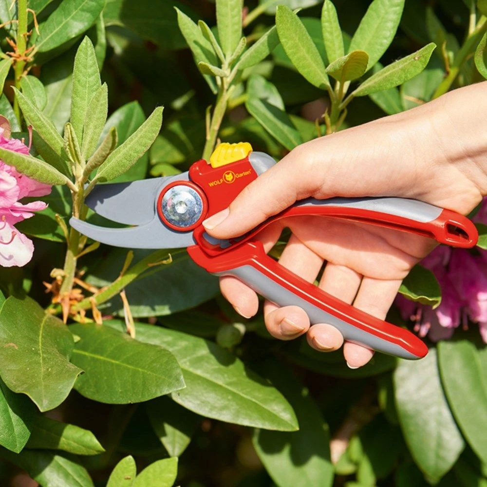 Wolf-Garten Wolf Garten RS4000 Bypass Secateurs 2 Wolf-Garten Wolf Garten RS4000 Bypass Secateurs - Image 2