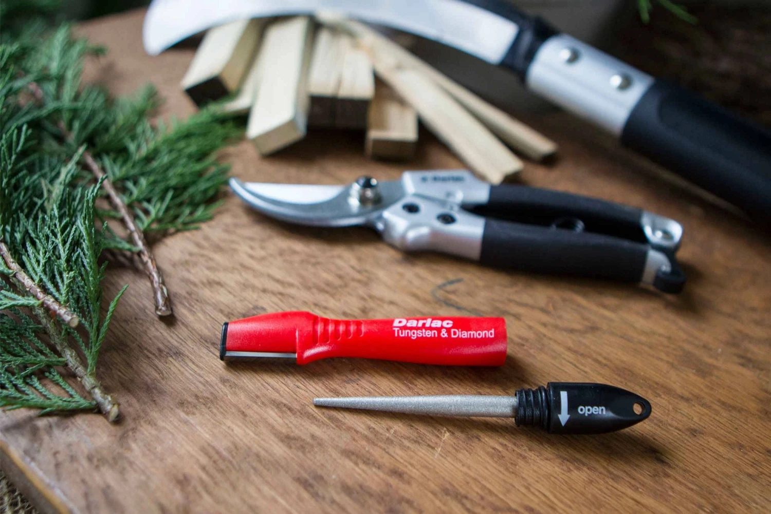 Darlac Tungsten & Diamond Sharpener 2 Darlac Tungsten & Diamond Sharpener - Image 2