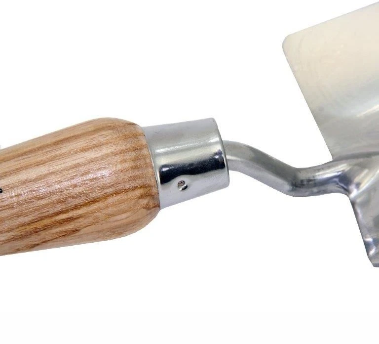 Wilkinson Sword Stainless Steel Hand Trowel 3 Wilkinson Sword Stainless Steel Hand Trowel - Image 3