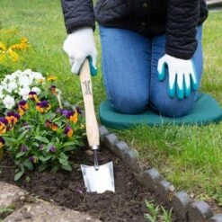 Wilkinson Sword Stainless Steel Long Handled Trowel -Lawn and Plant Care Store 45299 5101